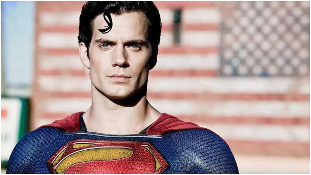 Henry Cavill diventa Superman grazie alle foto con il costume di Christopher Reeve