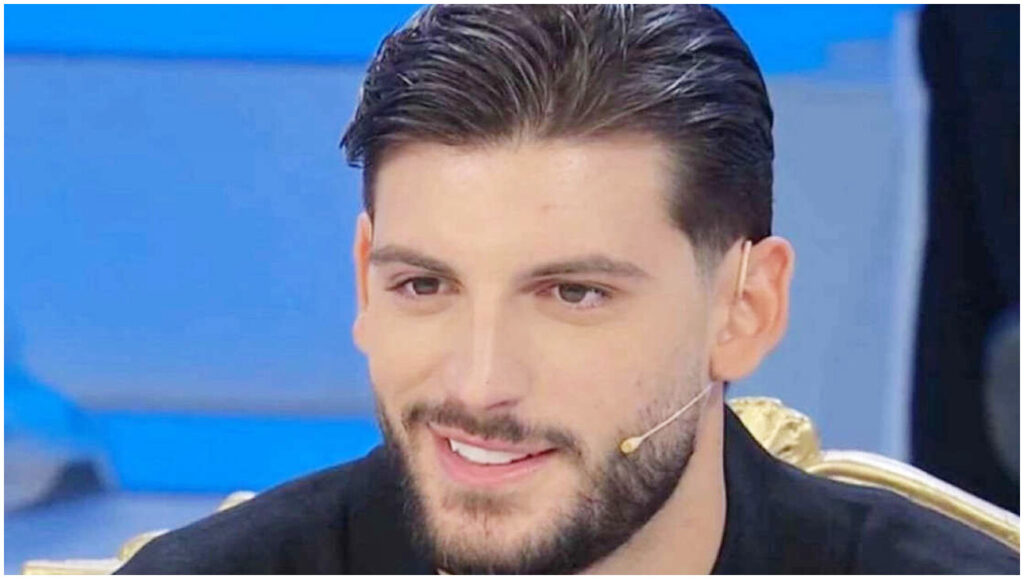 Uomini e Donne: Ciro esce con Alessia mentre le corteggiatrici di Flavio affrontano l’abbandono