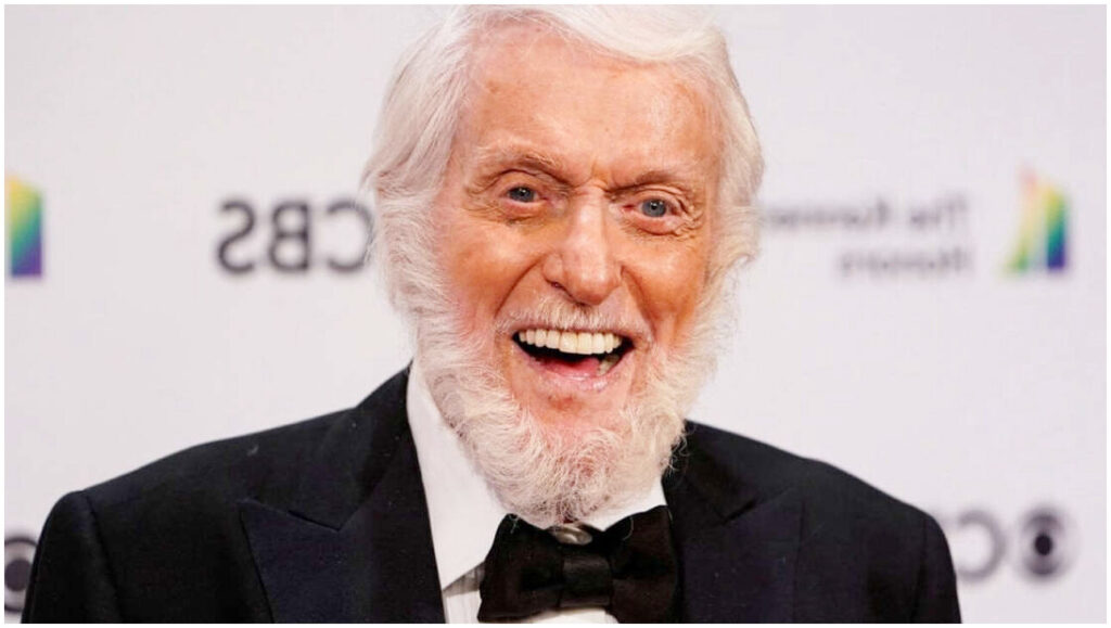 Dick Van Dyke rivela i segreti della longevità alla soglia dei 100 anni di vita