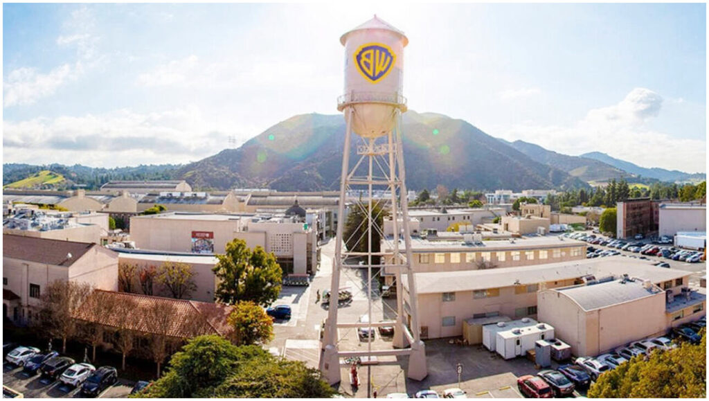 Paramount propone nuova offerta a Warner Bros e promette oltre 30 film ogni anno in sala