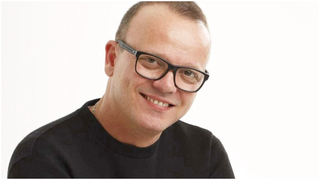 Gigi D’Alessio svela i primi dettagli del film sulla sua vita diretto da Luca Miniero