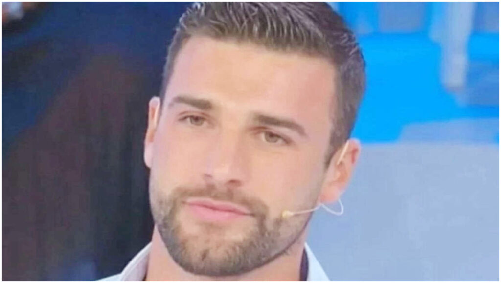 Uomini e Donne: tensione tra Alessio e Gianmaria, Flavio perde la pazienza con le corteggiatrici