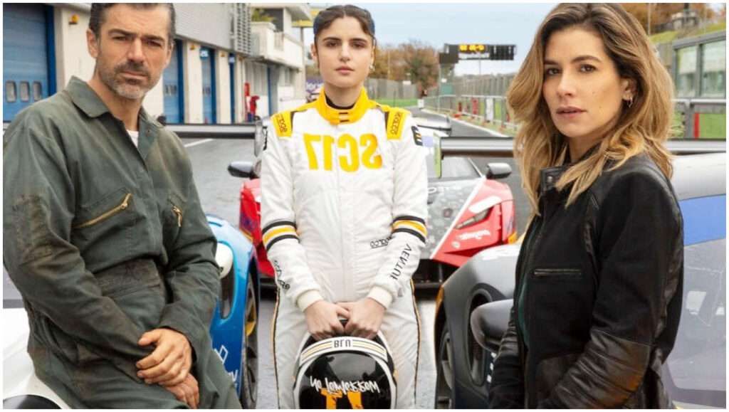 Motorvalley, il primo teaser trailer rivela il pilota in crisi interpretato da Luca Argentero