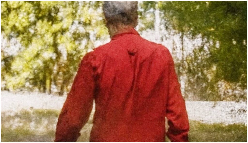 Oro grigio esplora la terza età, affrontando temi di dignità e consapevolezza umana