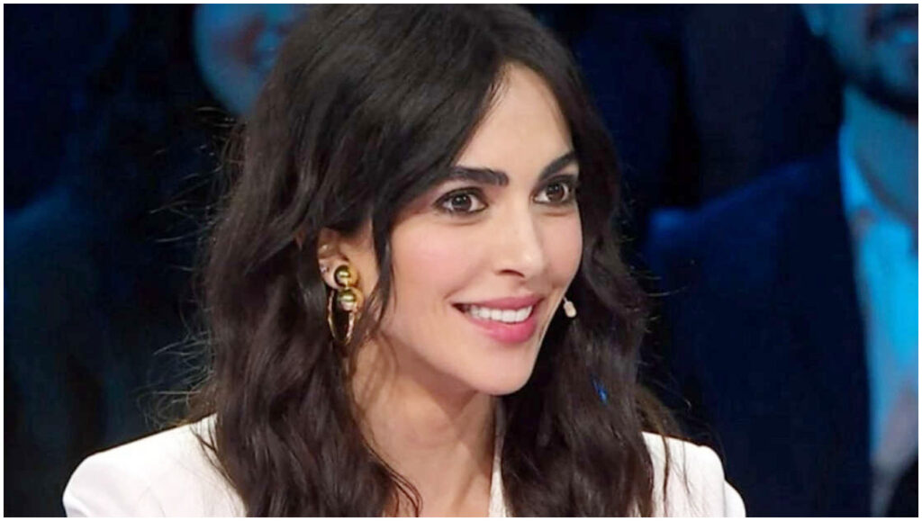 Stefano De Martino e Rocio Munoz Morales immortalati in una notte a casa di lui