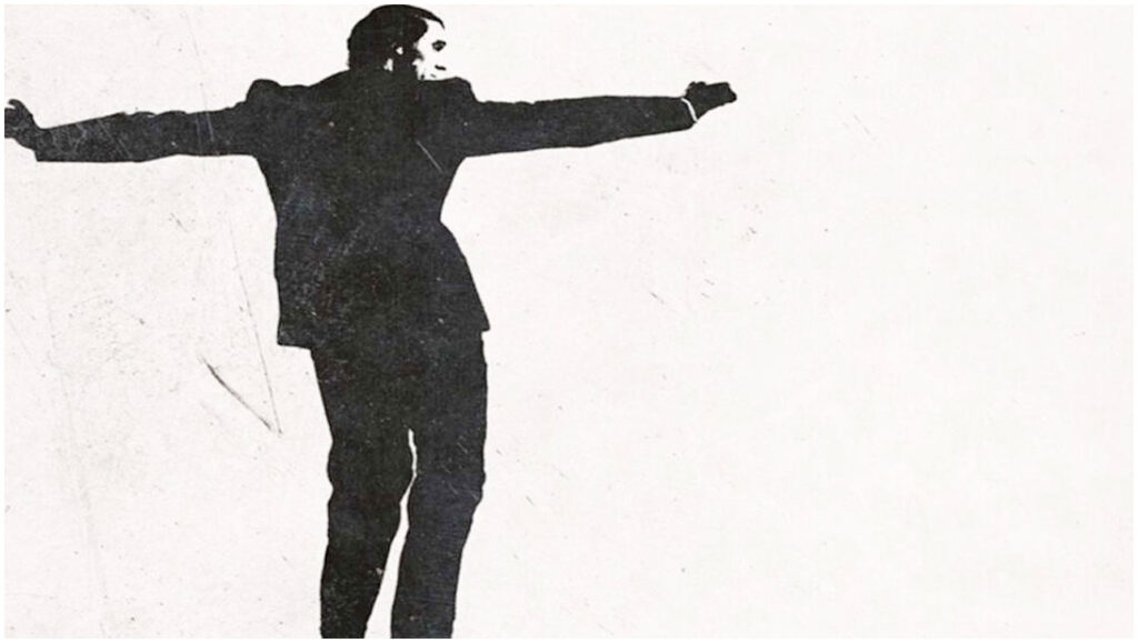 Monsieur Aznavour, analisi del film dedicato al celebre cantautore francese