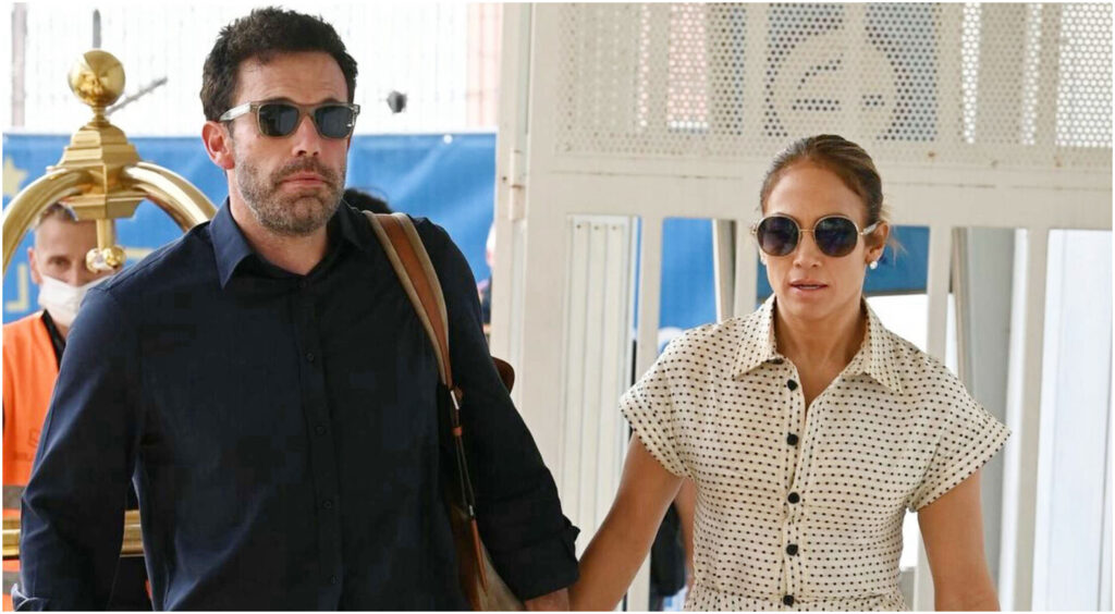 Jennifer Lopez e Ben Affleck si incontrano di nuovo dopo il divorzio: passeggiata e auguri di Natale