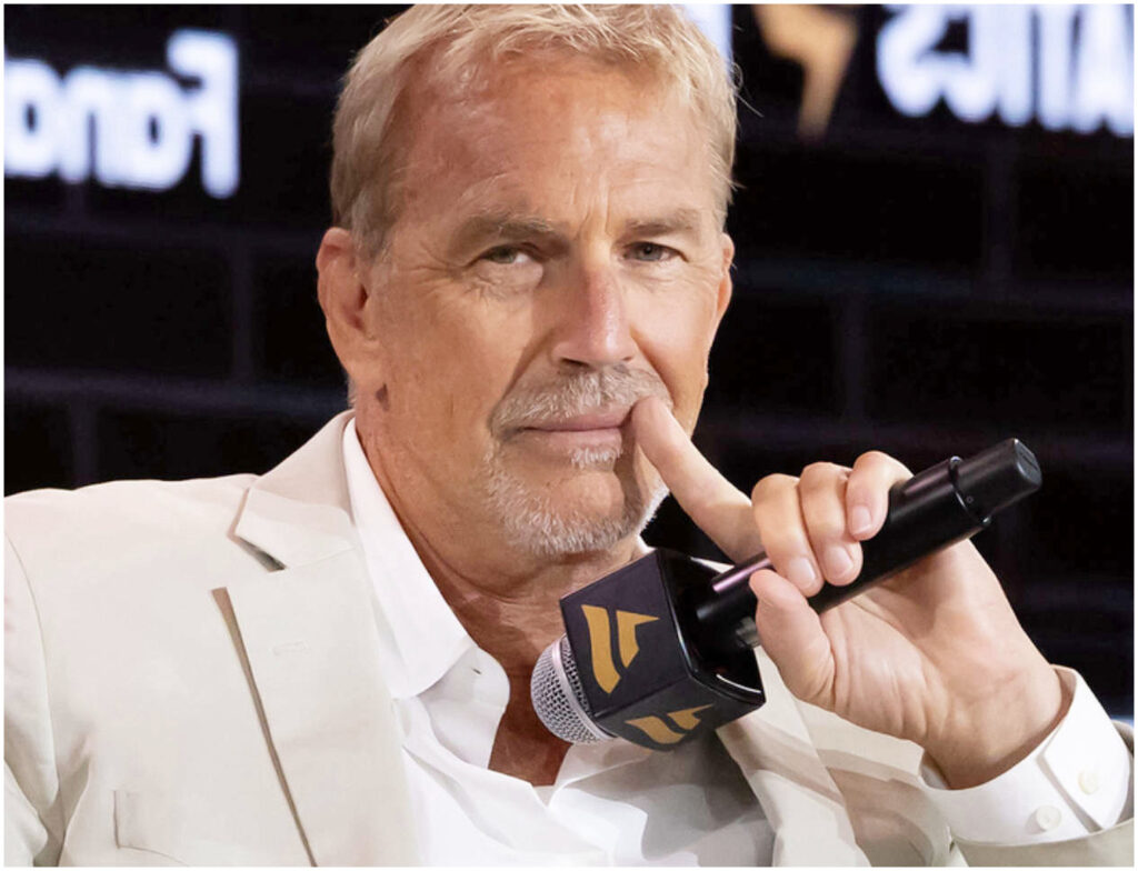 Kevin Costner citato in giudizio per aver trascurato il pagamento di 440mila dollari per costumi