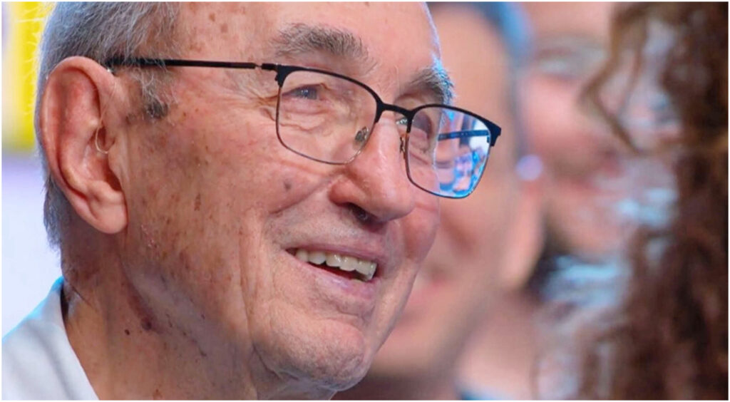 Un concorrente di 92 anni a MasterChef racconta il sogno di una vita, Cannavacciuolo: hai già vinto