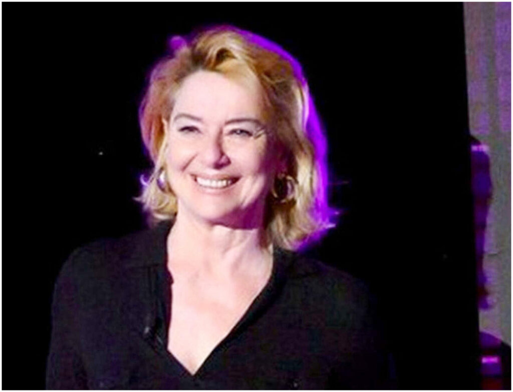 Monica Guerritore rivela le gelosie del marito Roberto e le richieste per il suo lavoro teatrale