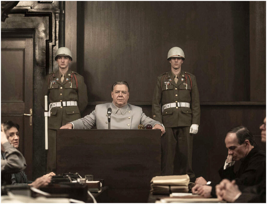 Natale al cinema: i film da Avatar a Norimberga e Checco Zalone in competizione al box office