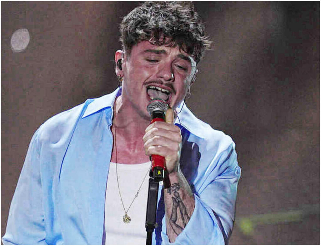 Olly: la mia vita da single e come la terapia mi aiuta a superare le mie paure personali