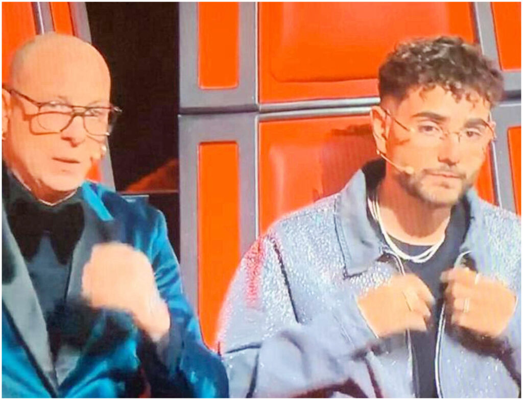 Clementino in lacrime a The Voice Senior: il momento emozionante e i finalisti della serata