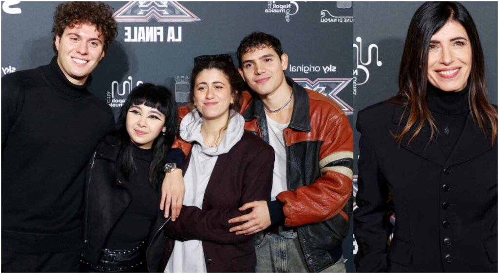 X Factor 2025 finale a Napoli: quattro finalisti, tre manche e due super ospiti da non perdere