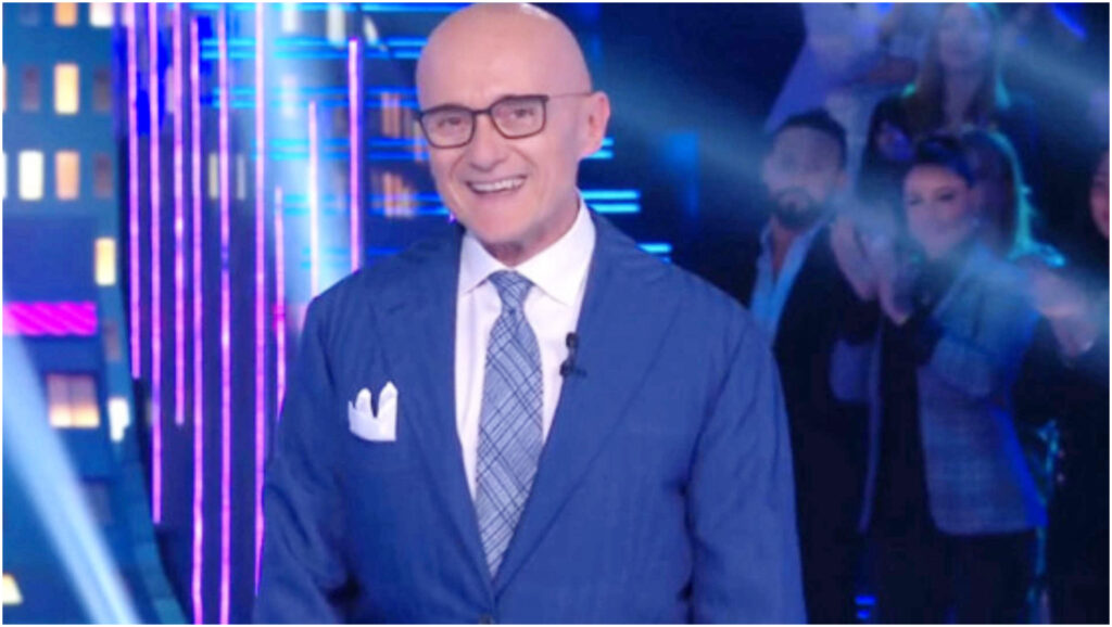 Caso Signorini-Corona, il conduttore si difende in Procura: dichiara di non aver mai usato violenza