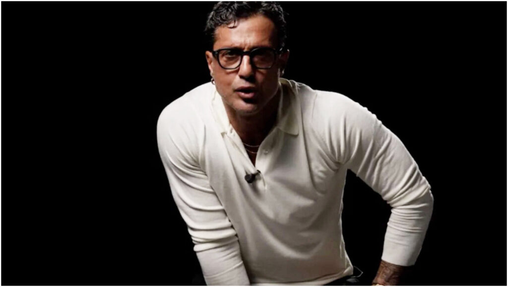 Caso Signorini, Corona rompe il silenzio dopo i divieti del Tribunale: le sue parole sull’Editto Bulgaro