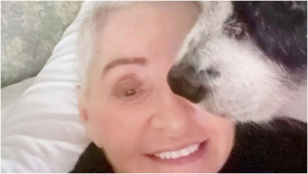 Enrica Bonaccorti a Domenica In: la sua battaglia contro il tumore al pancreas in attesa di risposte