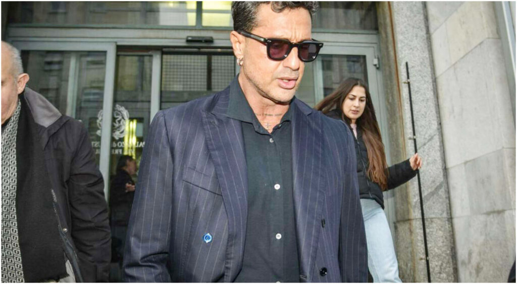 Fabrizio Corona, Mediaset diffida e manda in onda la puntata di Falsissimo: ecco i dettagli della vicenda