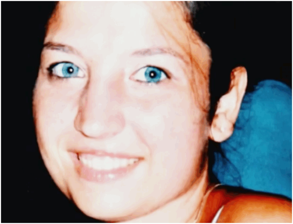 Garlasco, il genetista rivela: i capelli trovati nella mano di Chiara appartengono alla madre