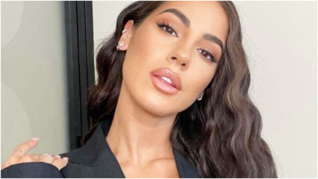 Giulia De Lellis parla della figlia e condivide le sue sofferenze e sensi di colpa profondi