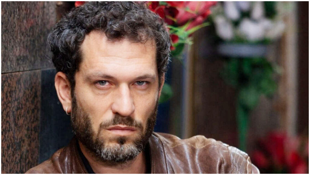 Un Posto al Sole, anticipazioni 29 gennaio: Eduardo pianifica il colpo con un nuovo complice