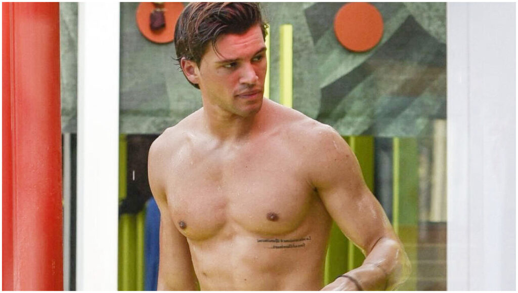 Medugno rompe il silenzio su Instagram riguardo la notte a casa di Signorini e le chat di Corona