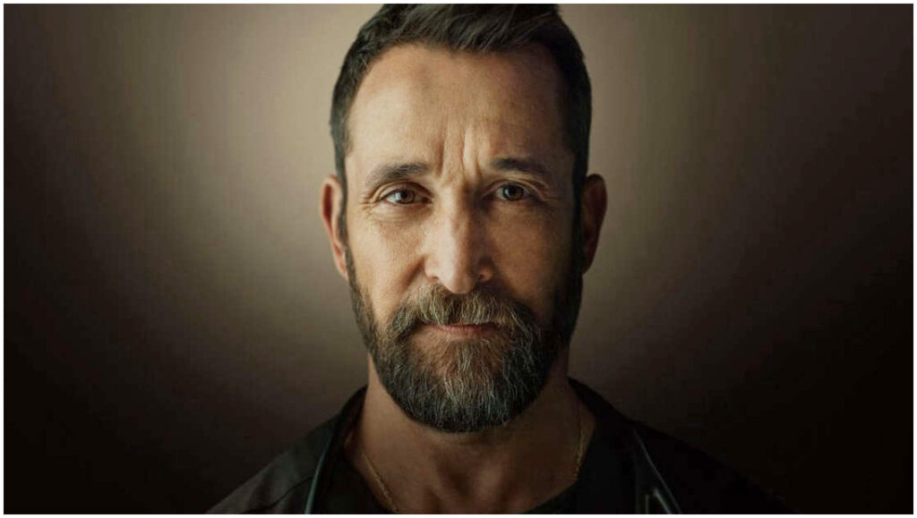 The Pitt stagione 2, la recensione evidenzia l’energia di un brano rock anni ’90