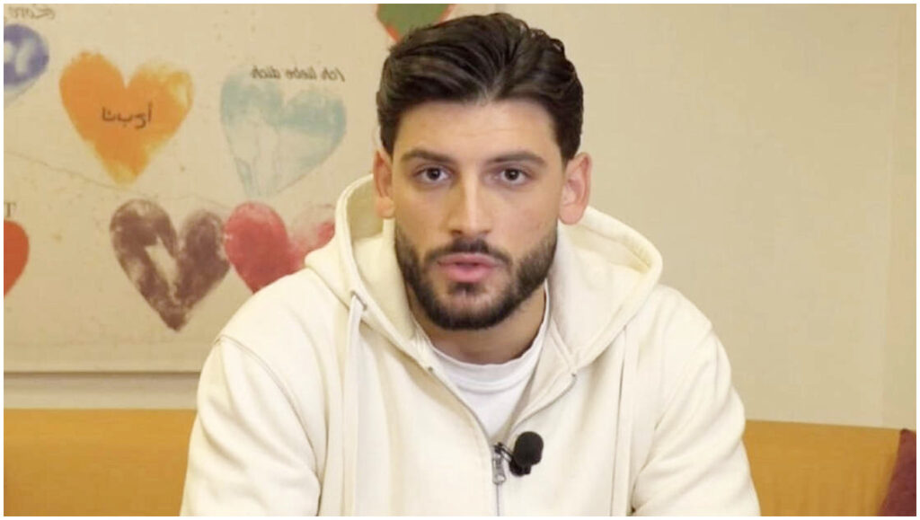 Uomini e Donne, un ex corteggiatore commenta i video di Ciro Solimeno su una controversia.