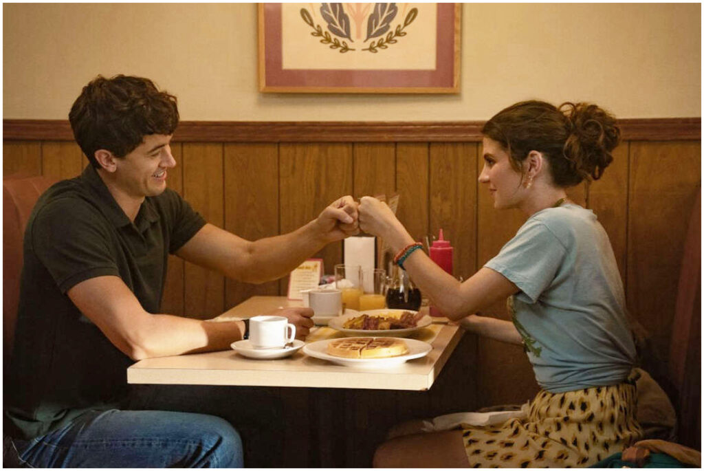 People We Meet on Vacation esplora l’amore tra amici durante una serie di viaggi.