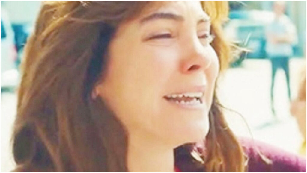 Ceyda in lacrime per la scomparsa di Arda nella forza di una donna, trame turche rivelano tensione e dramma