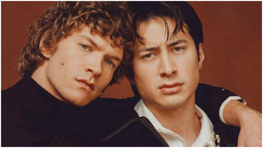 Heated Rivalry: un atleta dell’hockey professionistico annuncia il suo coming out influenzato dalla serie