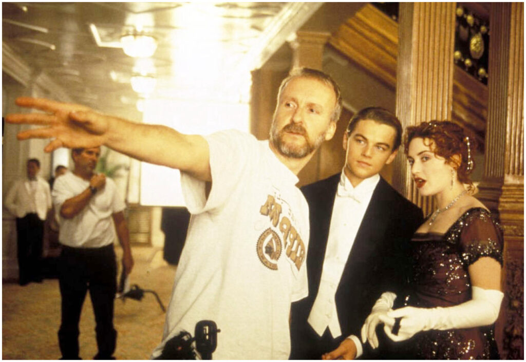 Titanic, James Cameron risponde infastidito a domande sul finale e il relitto del film