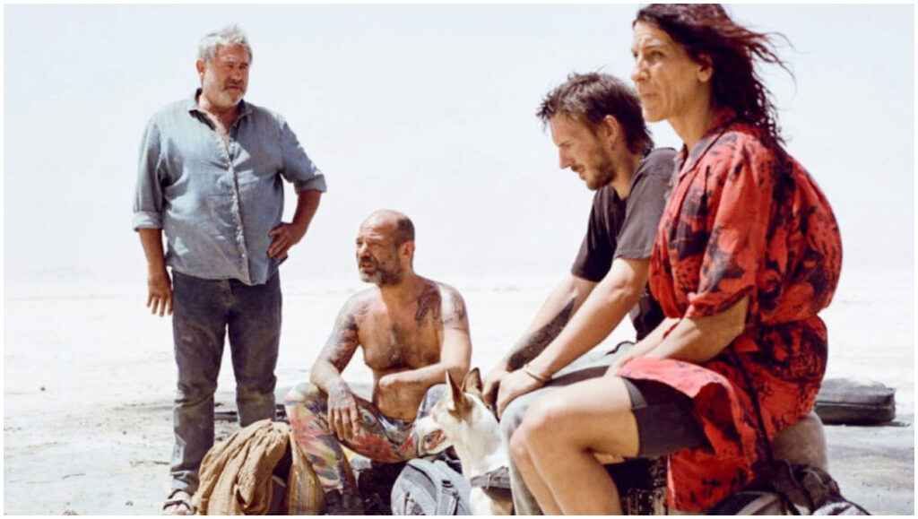 Sirat, la recensione del film di Oliver Laxe analizza temi e stile della pellicola