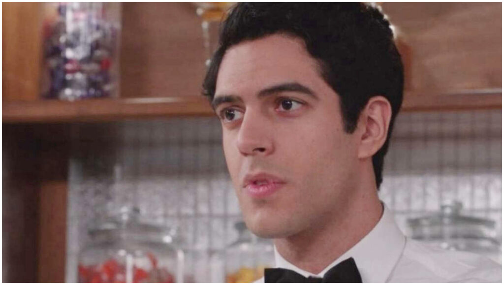 Il Paradiso delle Signore, anticipazioni 22 gennaio: Mimmo sorprende un cliente con il soufflé