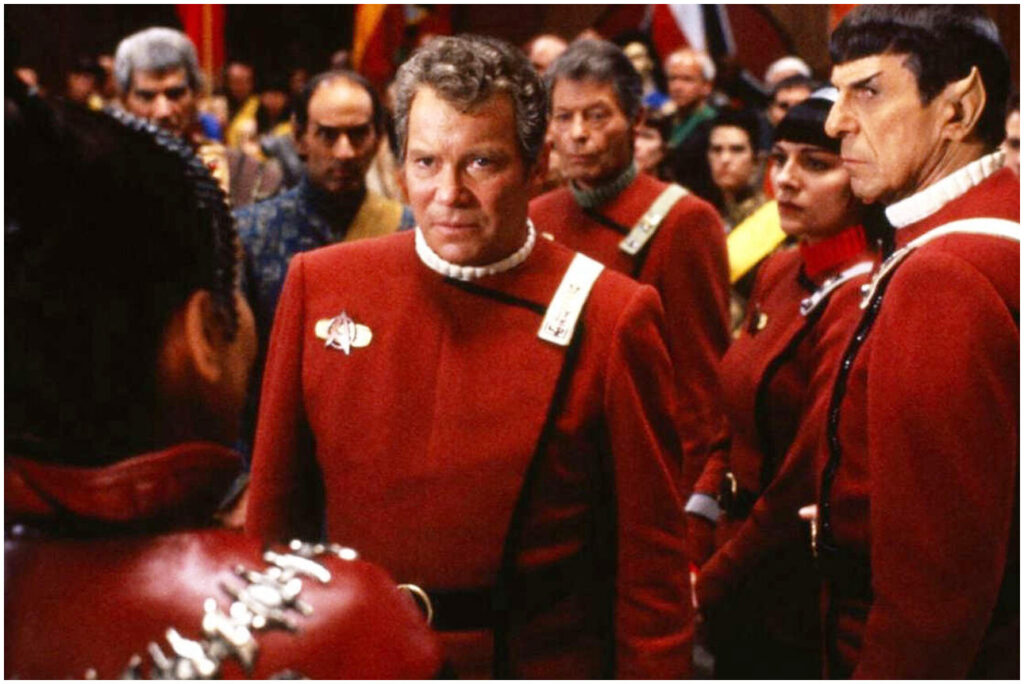 Star Trek, William Shatner commenta le critiche a Starfleet Academy sull’ipermetropia