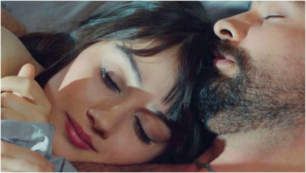 Forbidden Fruit Anticipazioni 24 gennaio 2026: Alihan e Zeynep in fuga verso l’America