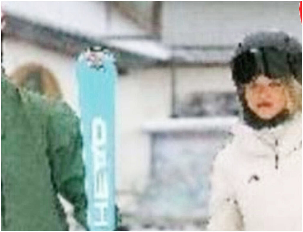 Jannik Sinner e Laila trascorrono una romantica vacanza insieme in montagna tra natura e relax