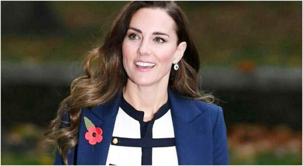 Kate Middleton sorprende al pranzo informale con Carole e Pippa, eleganza e semplicità a tavola