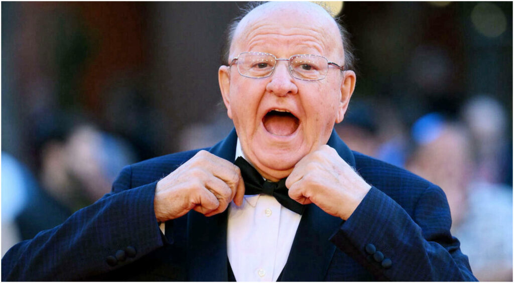 Massimo Boldi, annullato un evento dedicato a Cipollino in un comune del piacentino con rimborsi per i biglietti