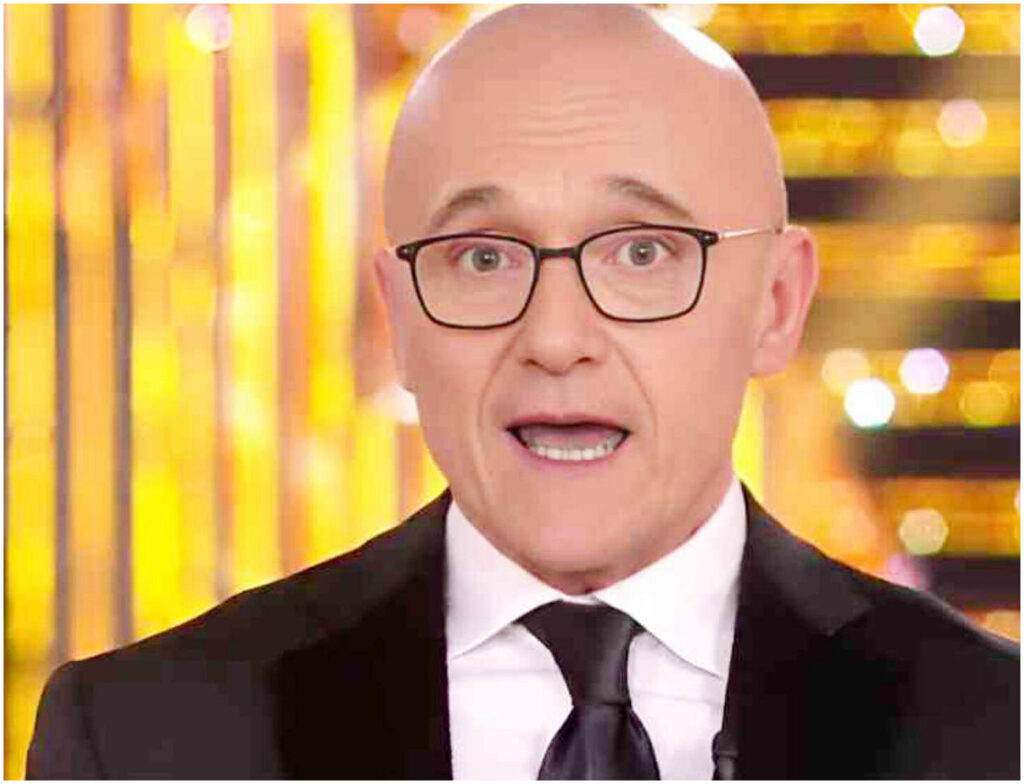 Per Signorini si parla di danni emotivi irreversibili e dell’addio alla tv con l’avvocata del conduttore