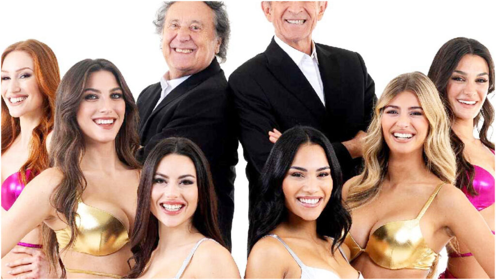 Maria De Filippi approda a Striscia la Notizia con l’ingresso di sei nuove Veline nel cast