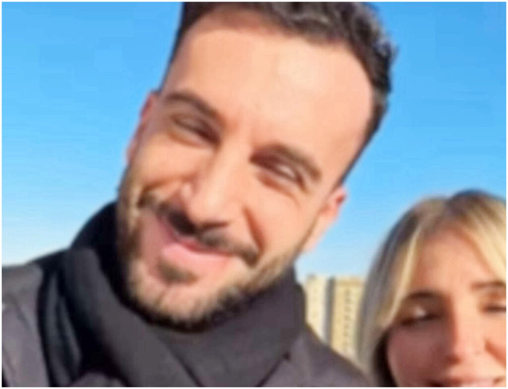 Veronica Peparini e Andreas Muller al lavoro sul cantiere della loro nuova abitazione