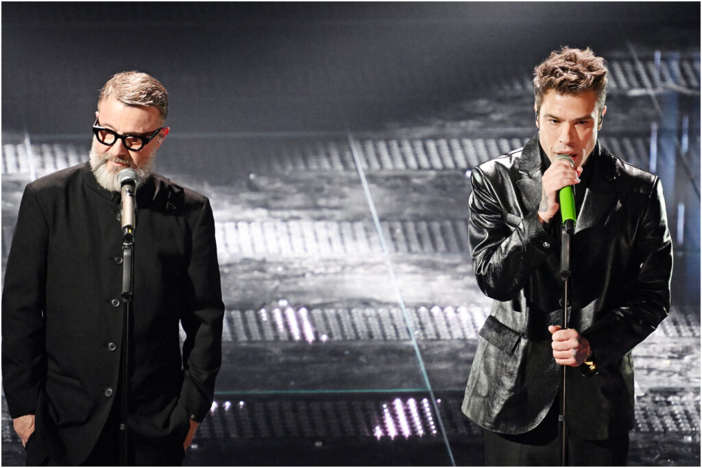 Sanremo 2026, abiti Fedez e Marco Masini terza serata Festival: stilista