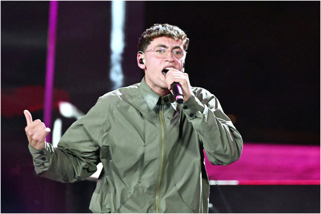 Sanremo 2026, abito Tredici Pietro seconda serata Festival: look e stilista