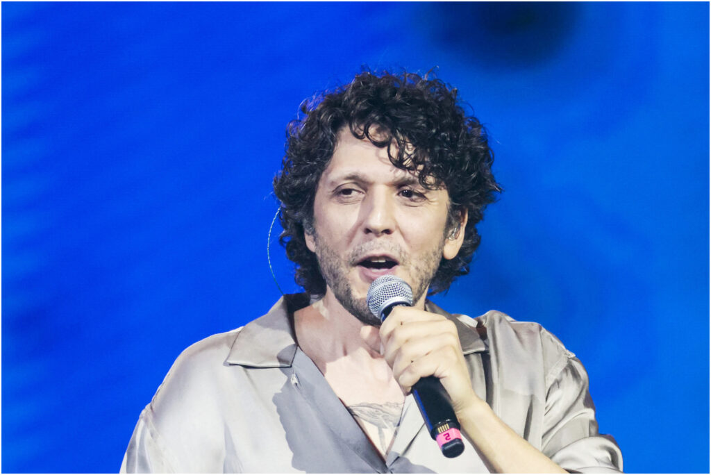 Sanremo 2026, abito Ermal Meta terza serata Festival: look, stilista