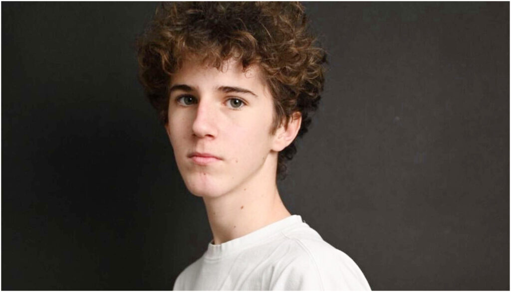 Andrea Bordoli interpreta il giovane Abdon Pamich in un film in onda su Rai 1, passione per la recitazione