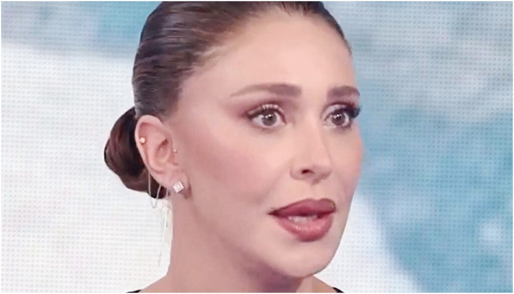 Belen Rodriguez racconta a Che tempo che fa gli attacchi di panico e i momenti più difficili della sua vita