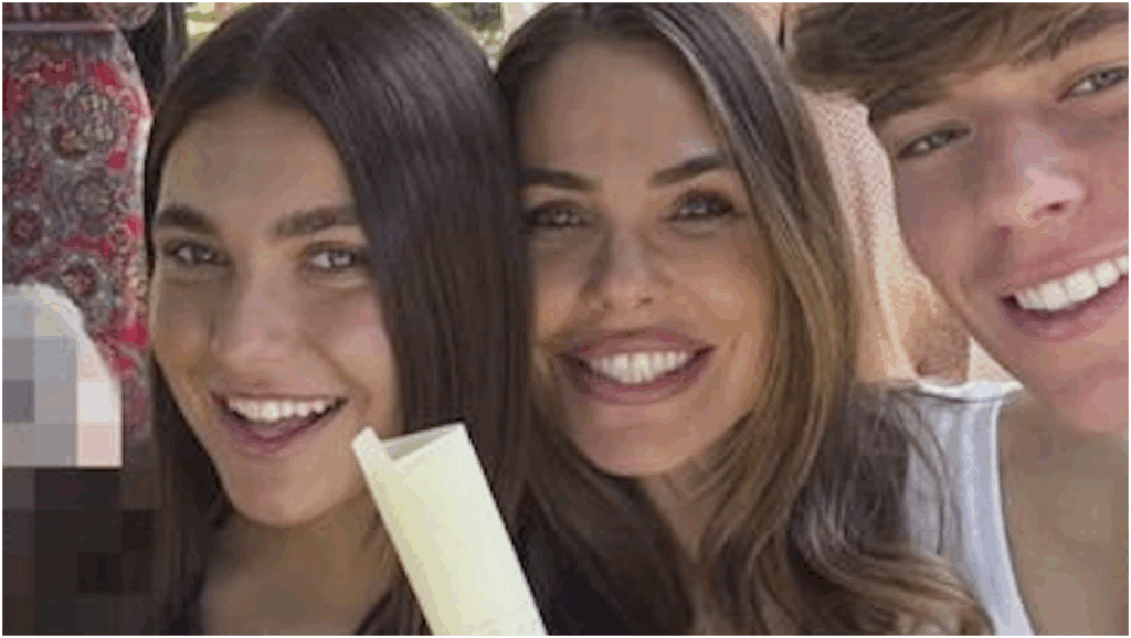 Blasi parla del divorzio da Totti, la figlia Chanel esprime le sue emozioni: non è stato facile