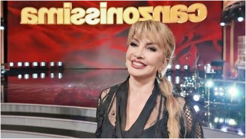 Canzonissima presenta il nuovo regolamento del programma condotto da Milly Carlucci