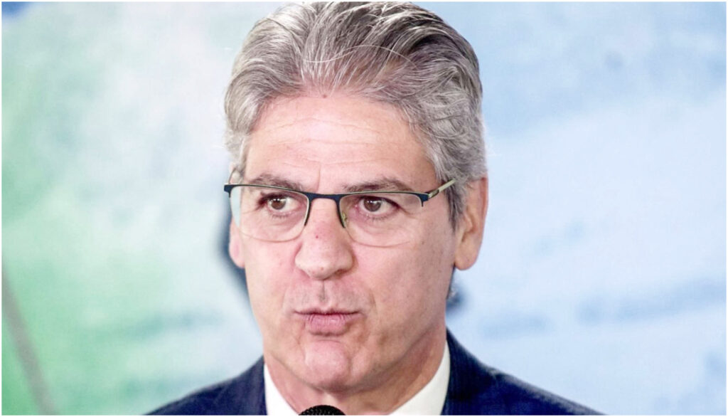 Caso Petrecca, proteste nei tg Rai e giornalisti in sciopero delle firme contro la dirigenza